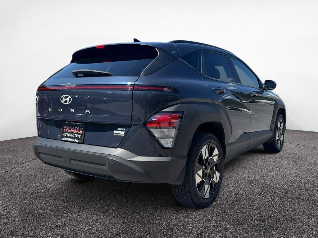 Certified 2024 Hyundai Kona SEL w/ Convenience Package AWD/4WD image 7