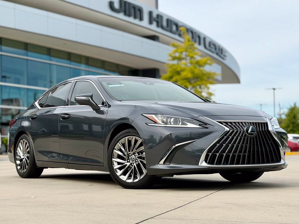 Used 2024 Lexus ES 350 w/ Technology Package FWD image 2