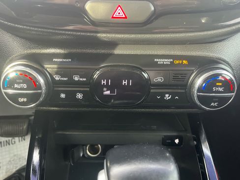 Used 2023 Kia Soul GT-Line image 19