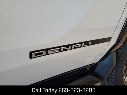 New 2025 GMC Sierra EV Denali image 25
