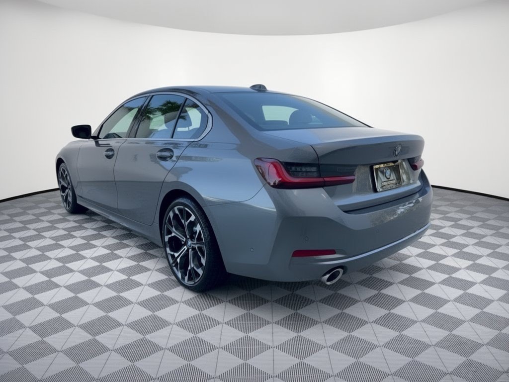 Used 2026 BMW 330i Sedan RWD image 3