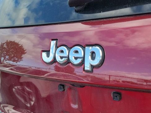 Used 2019 Jeep Grand Cherokee Limited image 5