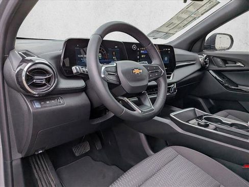 New 2026 Chevrolet Equinox LT AWD/4WD image 9