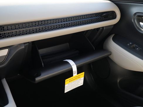 New 2026 Honda HR-V LX image 27