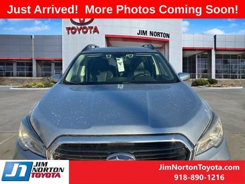 Used 2021 Subaru Ascent Touring image 2