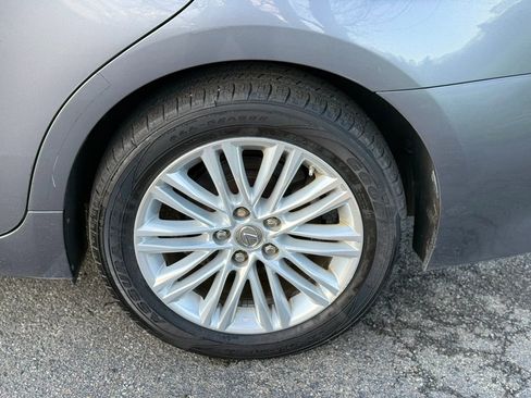 Used 2013 Lexus ES 350 w/ Luxury Pkg image 14