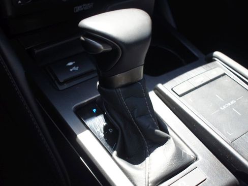 Used 2021 Lexus ES 350 Ultra Luxury FWD image 13