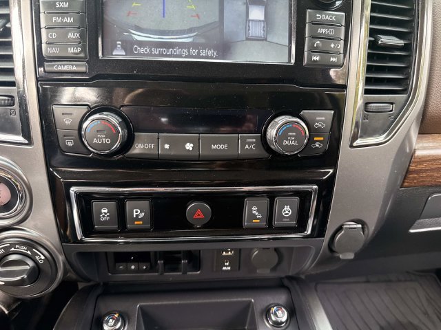 Used 2017 Nissan Titan Platinum Reserve AWD/4WD image 26