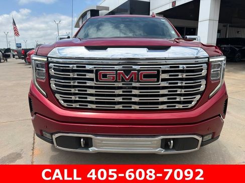 Used 2023 GMC Sierra 1500 Denali w/ Denali Reserve Package AWD/4WD image 8
