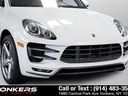 Used 2016 Porsche Macan Turbo AWD/4WD image 50