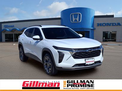 Used 2025 Chevrolet Trax LT w/ Driver Confidence Package