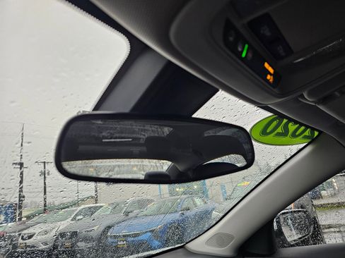 Used 2020 Chevrolet Malibu LT image 36