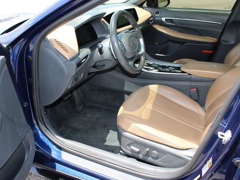 Used 2020 Hyundai Sonata Limited FWD image 12