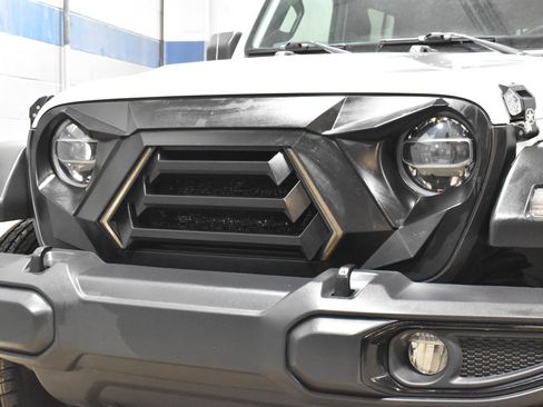 Used 2021 Jeep Wrangler Unlimited Willys image 29