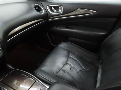 Used 2013 INFINITI JX35 FWD w/ Premium Pkg image 18