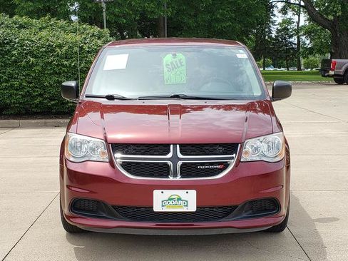 Used 2018 Dodge Grand Caravan SE w/ UConnect Hands-Free Group FWD image 9