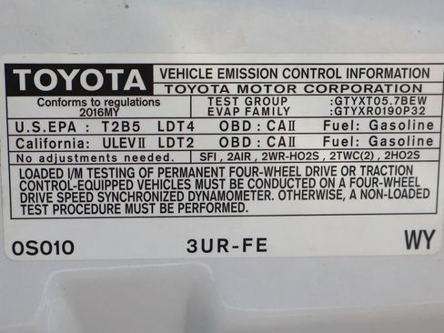 Used 2016 Toyota Tundra SR5 RWD image 12