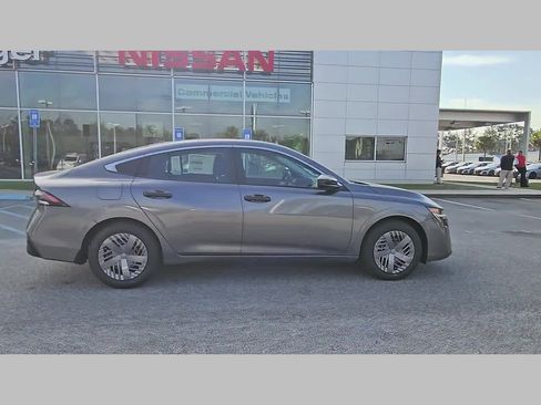 New 2026 Nissan Sentra S w/ S Cold Weather Package FWD image 34