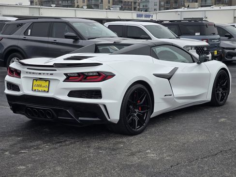 Used 2024 Chevrolet Corvette Z06 image 8