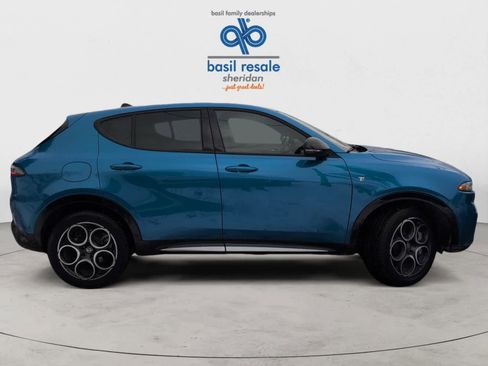 Used 2024 Alfa Romeo Tonale Ti w/ Premium Interior Package image 7