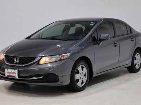 Used 2013 Honda Civic LX image 3