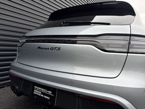 Certified 2025 Porsche Macan GTS AWD/4WD image 27