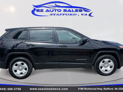 Used 2017 Jeep Cherokee Sport w/ Safety Group AWD/4WD image 4
