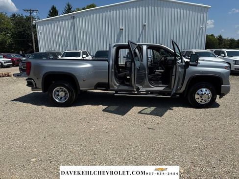 Used 2025 Chevrolet Silverado 3500 High Country w/ High Country Premium Package AWD/4WD image 34