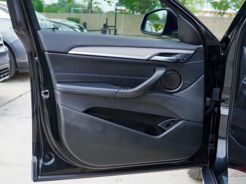 Used 2018 BMW X2 sDrive28i w/ M SportX Package image 17