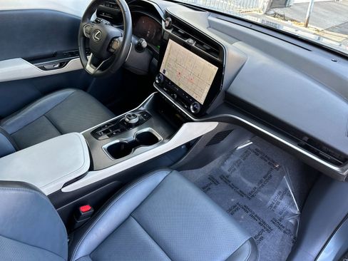 Used 2023 Lexus RZ 450e Premium w/ Technology Package image 17
