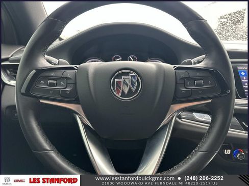 Used 2024 Buick Enclave Essence AWD/4WD image 22