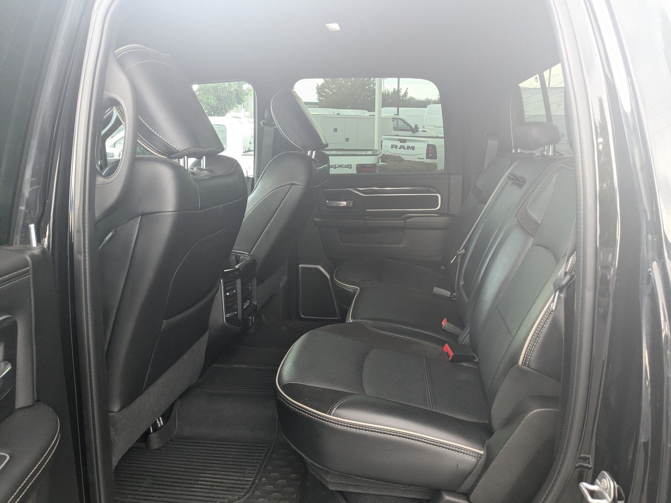 Used 2020 RAM 3500 Laramie AWD/4WD image 28