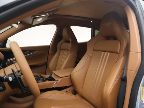 New 2026 Aston Martin DBX 707 image 16