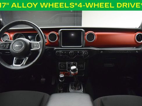 Used 2018 Jeep Wrangler Unlimited Rubicon AWD/4WD image 4