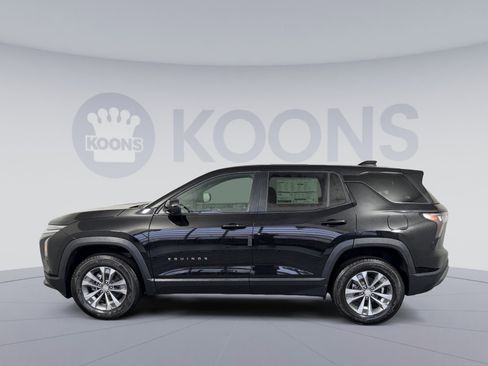 New 2026 Chevrolet Equinox LT w/ Convenience Package II image 2