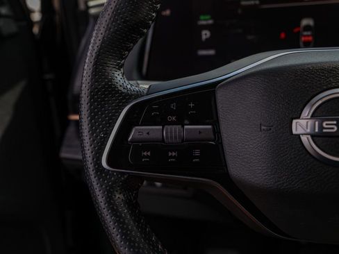 Used 2023 Nissan Ariya FWD image 26