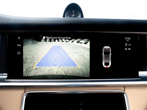 Used 2023 Porsche Panamera 4 Platinum Edition image 25