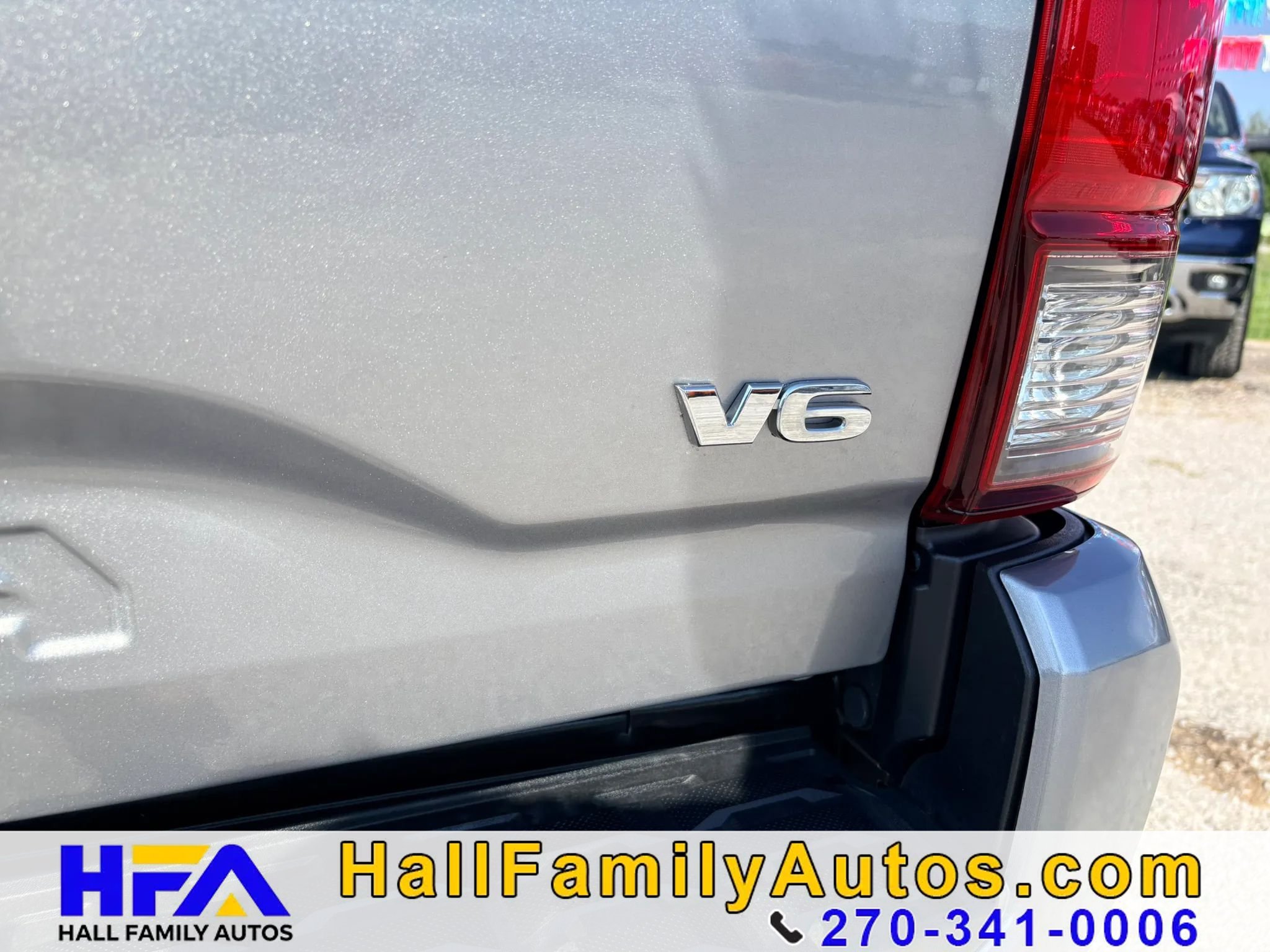 Used 2021 Toyota Tacoma SR AWD/4WD image 32