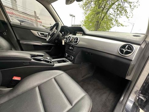 Used 2015 Mercedes-Benz GLK 350 4MATIC image 22