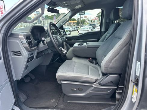 Used 2025 Ford F150 XLT w/ Equipment Group 301A Standard AWD/4WD image 9