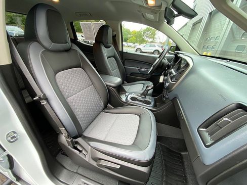 Used 2022 Chevrolet Colorado Z71 image 27