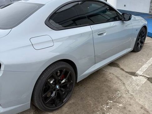 Used 2025 BMW M240i xDrive Coupe w/ Premium Package image 5