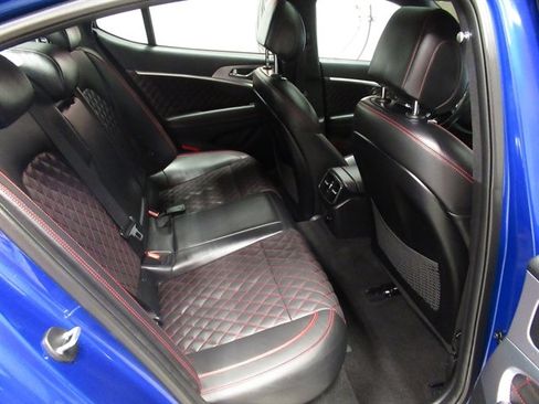 Used 2020 Genesis G70 3.3T w/ Sport Package AWD/4WD image 11