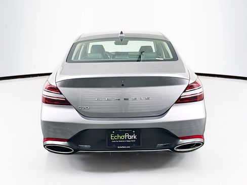 Used 2025 Genesis G70 2.5T image 7