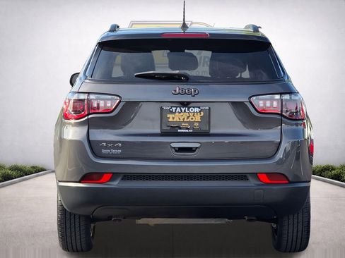 Used 2024 Jeep Compass Latitude w/ Altitude Special Edition AWD/4WD image 6