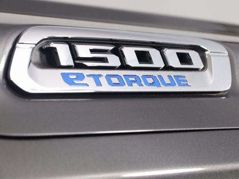 Used 2023 RAM 1500 Big Horn image 40