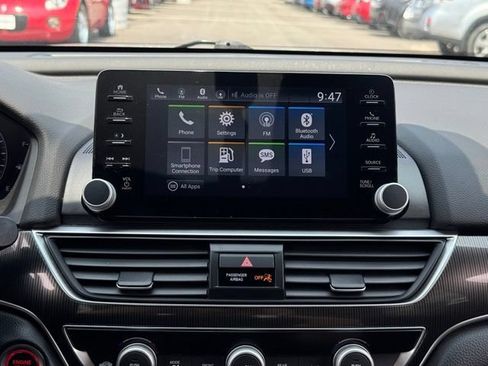Used 2020 Honda Accord Sport image 3