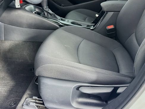 Used 2021 Toyota Corolla LE image 20