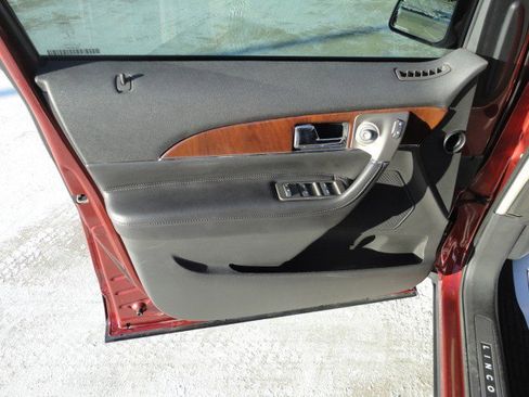 Used 2014 Lincoln MKX AWD w/ Equipment Group 102A image 3