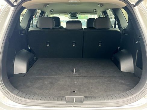 Used 2023 Hyundai Santa Fe SEL image 29